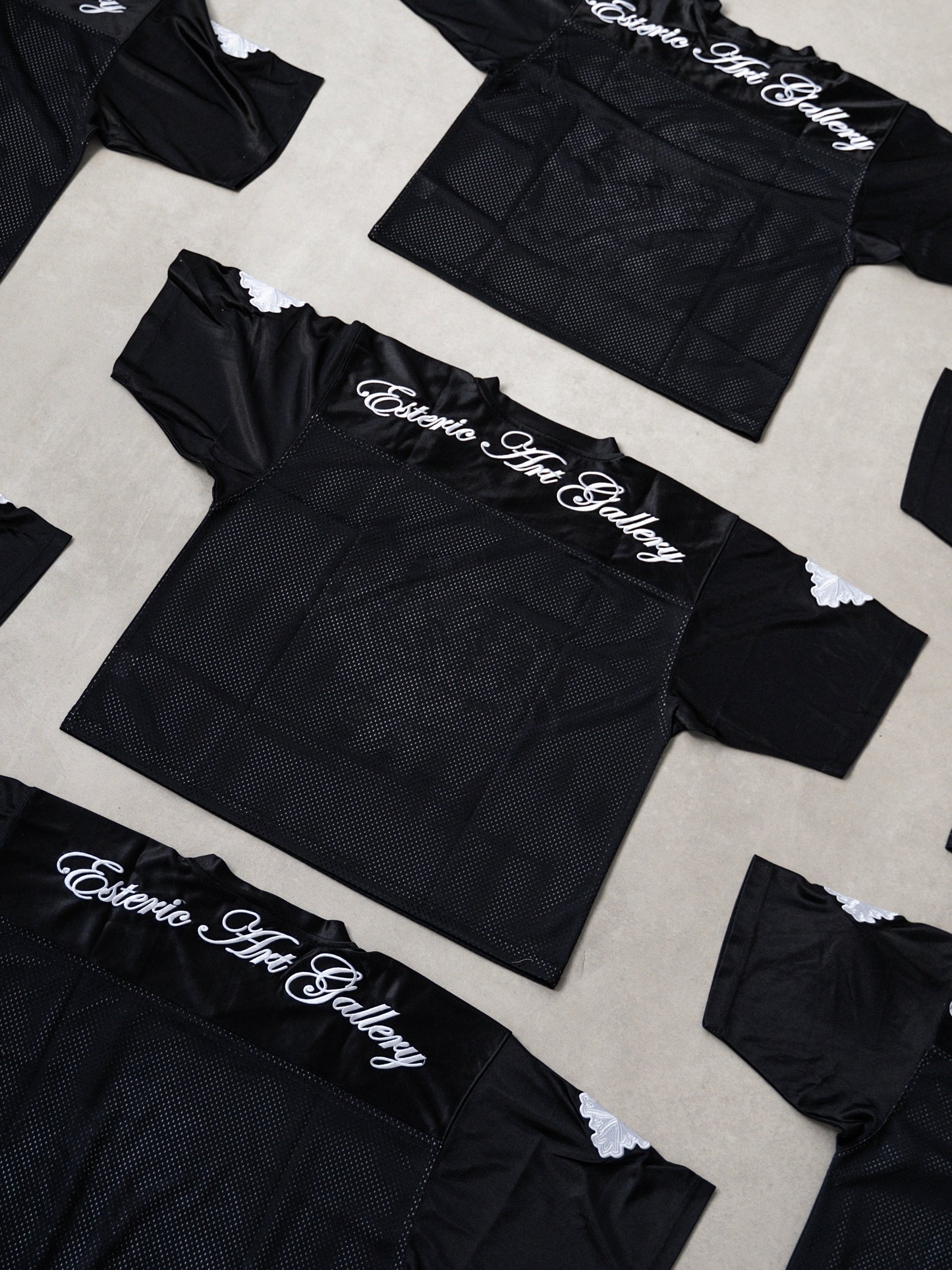 Emblem Jersey - Black
