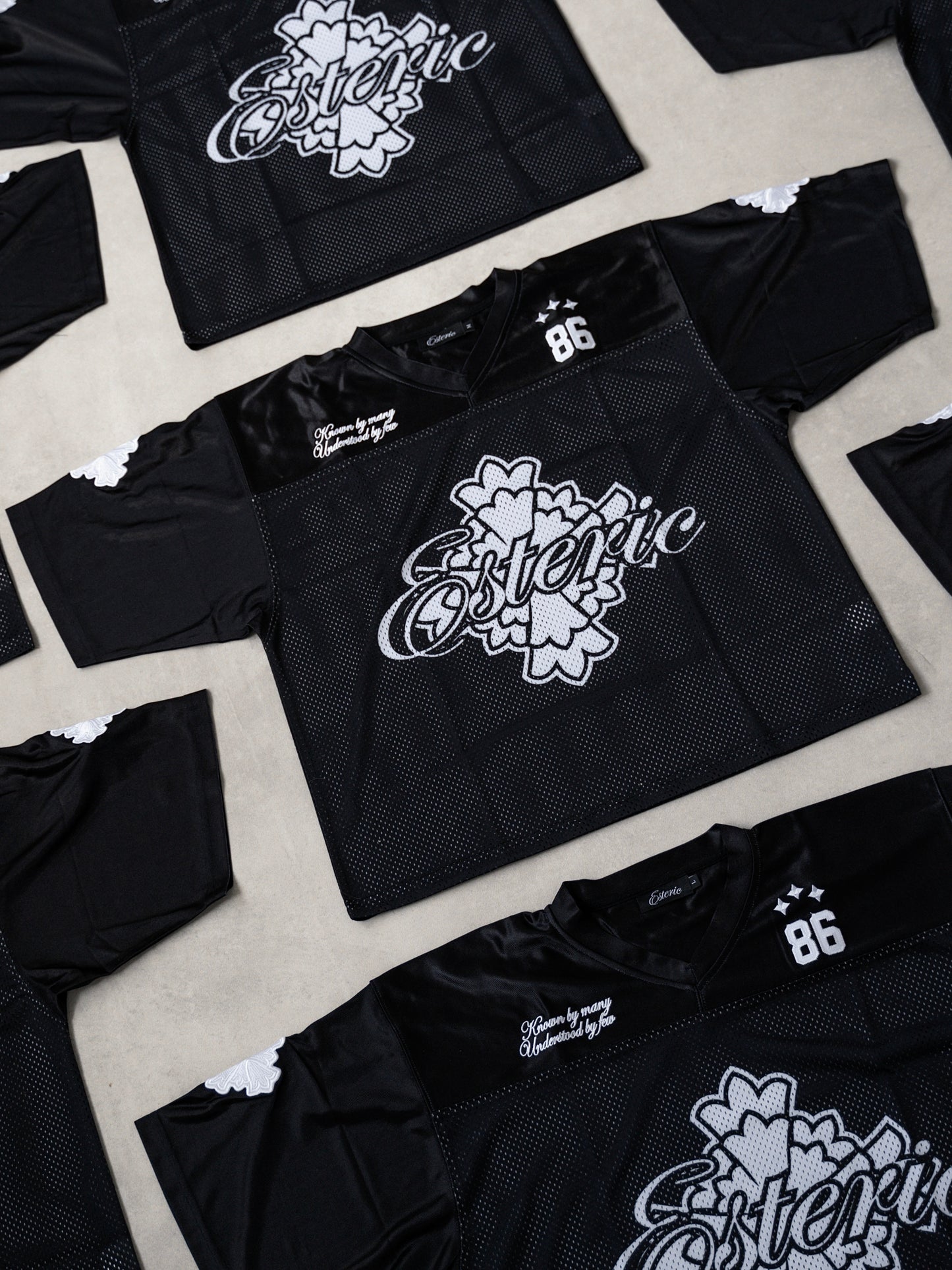Emblem Jersey - Black